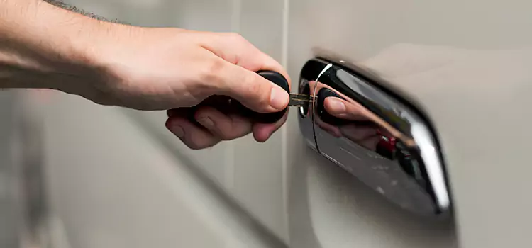 Why Choose Our Auto Locksmith Team in San Fernando, CA?